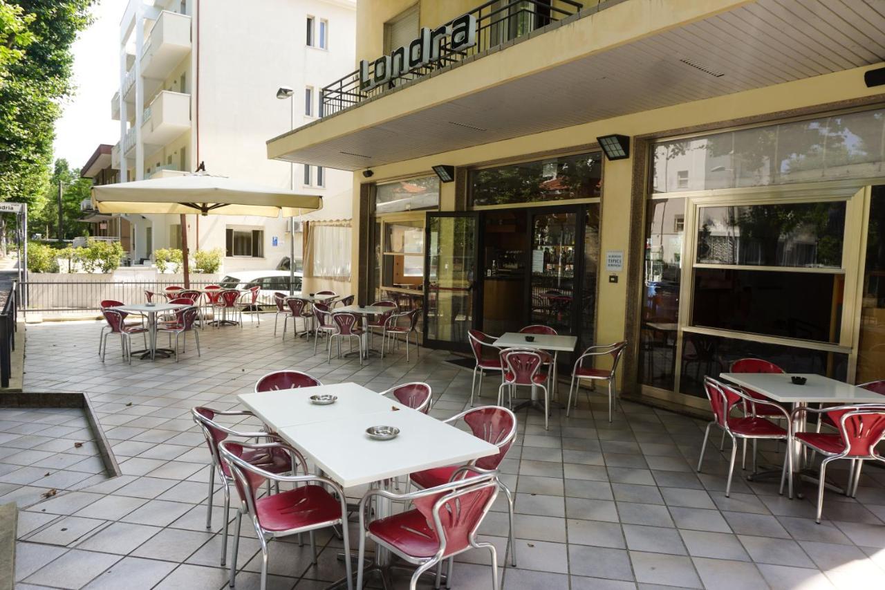 Hotel Londra Rimini Buitenkant foto